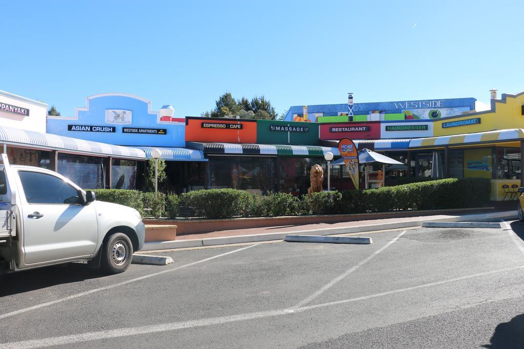 Westside Studio Apartments Armidale Exterior photo