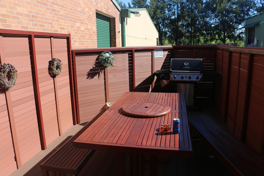 Westside Studio Apartments Armidale Exterior photo