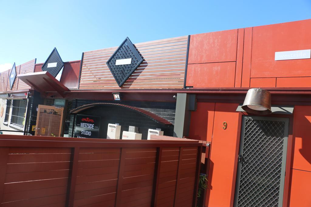 Westside Studio Apartments Armidale Exterior photo